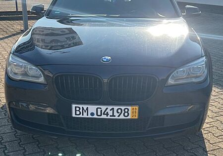 BMW 750i -