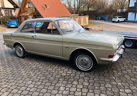 Ford Taunus 12M