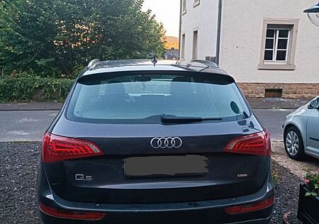 Audi Q5 3.0 TDI S tronic quattro -