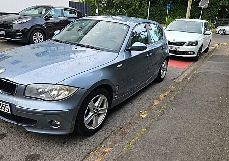 BMW 120i -