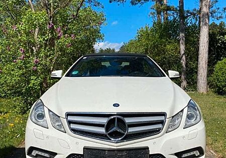 Mercedes-Benz E 250 Cabriolet CGI BlueEFF. ELEGANCE ...