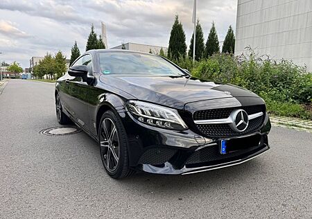 Mercedes-Benz C 180 Autom. -Digitales Tacho