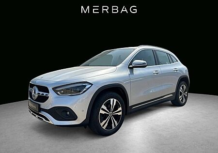 Mercedes-Benz GLA 180 d SpurW ParkAss. elSitz SpurH LED LM