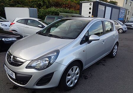 Opel Corsa D Edition / Navi