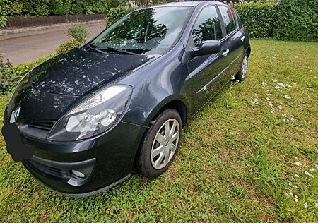 Renault Clio Authentique 1.2 16V Authentique