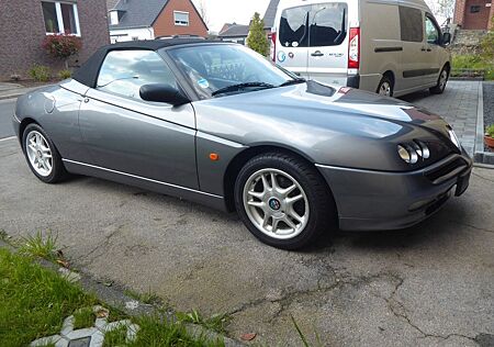 Alfa Romeo Spider 2.0 T.Spark -