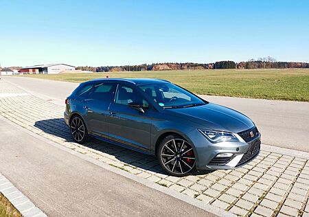 Seat Leon ST CUPRA 300 DSG 4Drive