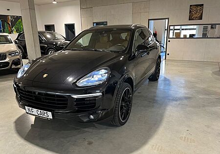 Porsche Cayenne S Diesel Platinum,LED,20-ZOLL,Pano,AHK,V