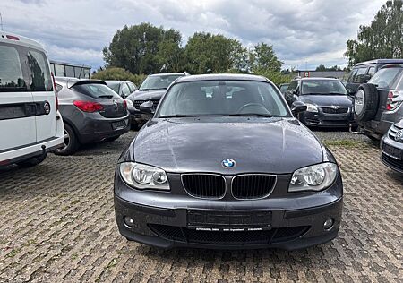 BMW 118i Limousine*KlimaA*