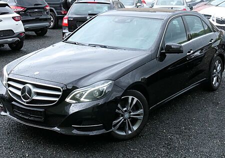 Mercedes-Benz E 300 Lim. BlueTec*Massage*360°Kamera*Navi