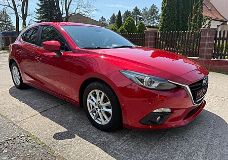 Mazda 3 2.0 SKYACTIV-G 120 Sports-Line Xenon Navi