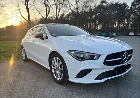 Mercedes-Benz CLA Shooting Brake CLA 180