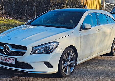 Mercedes-Benz CLA Shooting Brake CLA 220 CDI 4M, Distronic, Pano,Comand,LED,Leder