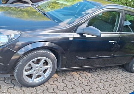 Opel Astra Caravan 1.9 CDTI 74kW -