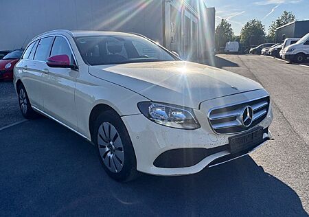 Mercedes-Benz E 220 E -Klasse T-Modell d