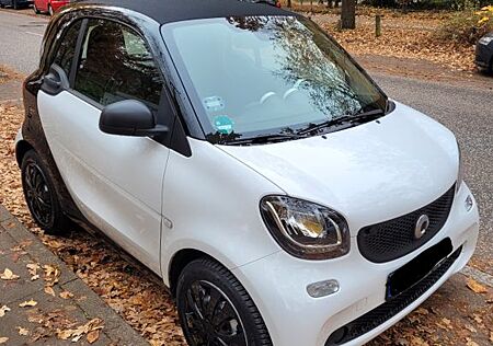 Smart ForTwo coupé 1.0 - Batterie und Bereifung NEU