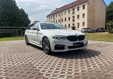 BMW 520d xDrive/MSport/AHK/LED/TOP