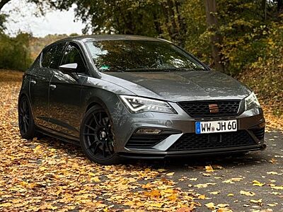 Seat CUPRA 300 DSG - DIG/CARPLAY/SHZ/TEMPOMAT