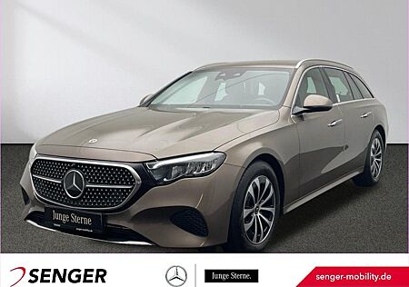 Mercedes-Benz E 220 T d Avantgarde Distronic AHK Rückfahrk.