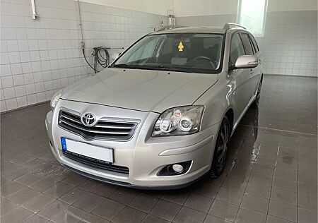Toyota Avensis TÜV bis 09/2026