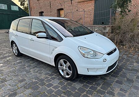 Ford S-Max 2,2 TDCi 129kW DPF Titanium S Titanium S