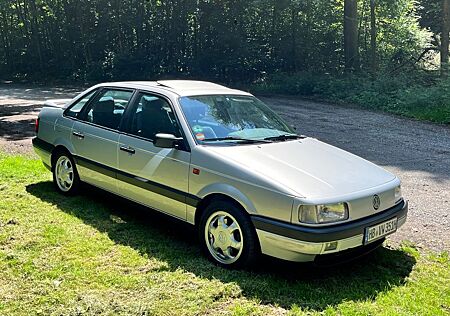 VW Passat gebraucht kaufen VW Passat Volkswagen 2.8 GL VR6 Limousine Automatik