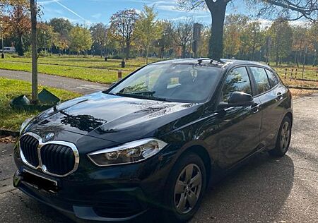 BMW 118i Advantage Advantage, Dopp. Bereift, CarPlay