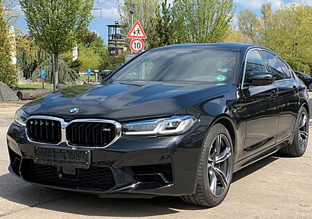 BMW M5 B&W CARBONDACH HUD LASER MULTISITZ SOFTCLOSE
