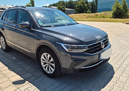 VW Tiguan Volkswagen 1.5 TSI OPF DSG Life Life