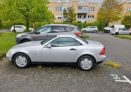 Mercedes-Benz SLK 200 -