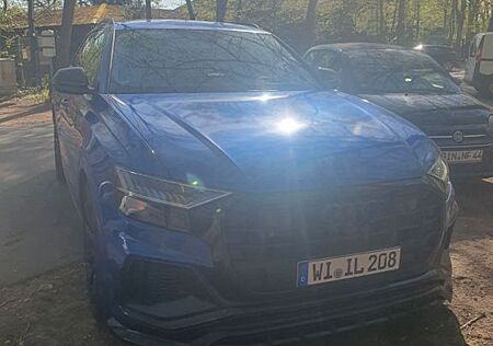 Audi SQ8 TDI quattro tiptronic -