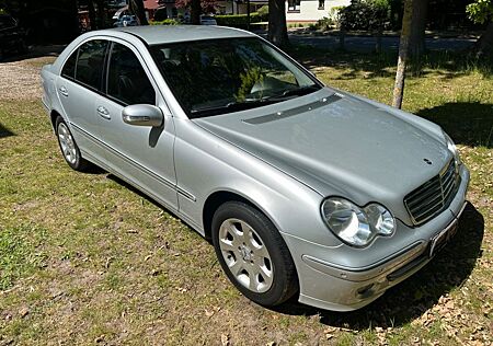 Mercedes-Benz C 180 Komp.Leder Navi Tempomat Elegance