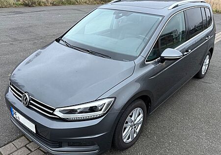 VW Touran Volkswagen Highline 7 Sitze DSG Pano Leder LED