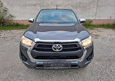 Toyota Hilux Double Cab Comfort 4x4