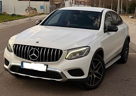 Mercedes-Benz GLC 250 d 4MATIC AMG Line Coupé Autom. AMG Line
