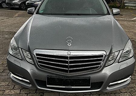 Mercedes-Benz E 200 CDI T BlueEFFICIENCY ELEGANCE ELEGANCE