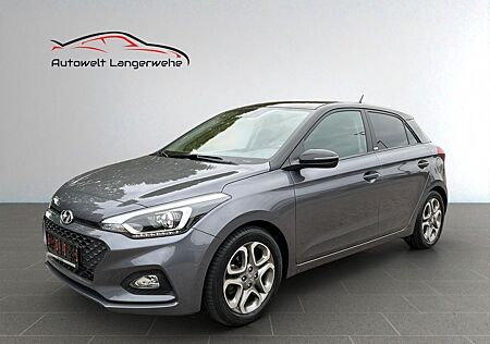 Hyundai i20 Advantage*Navi*RFK*SHZ*8-Fach*1.Hand*