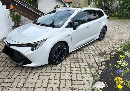 Toyota Corolla 2,0 Hybrid GR Sport