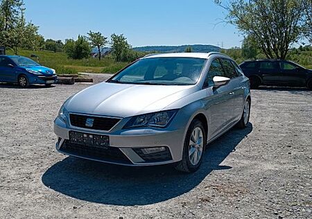 Seat Leon ST 1.5 TSI Style AHK, PDC, 8-Fach bereift