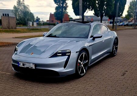 Porsche Taycan 4S SportChrono Approved 21Zoll BOSE