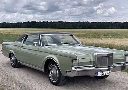 Lincoln Continental MK III