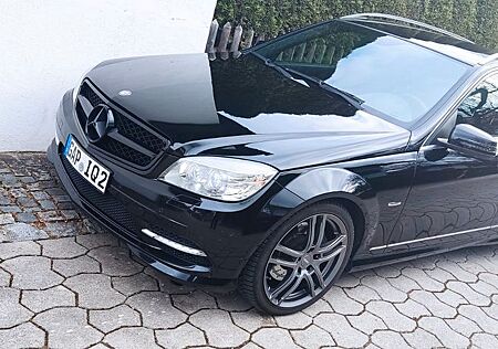 Mercedes-Benz C 300 T AVANTGARDE AVANTGARDE
