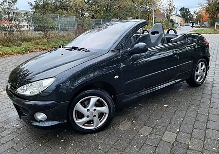 Peugeot 206 CC Cabrio Leder Kamera gepflegt