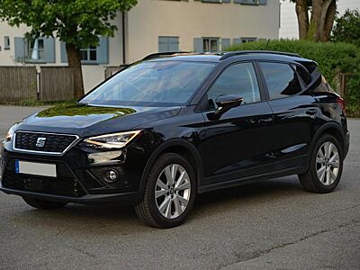 Seat Arona Style - TÜV 10.2027 - Service Neu