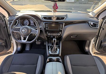 Nissan Qashqai 1.3 DIG-T DCT 160PS Acenta Acenta