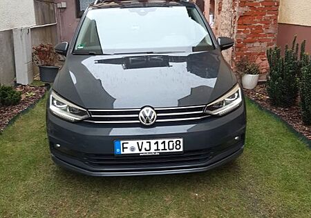 VW Touran Volkswagen 2.0 TDI SCR DSG Highline Highline