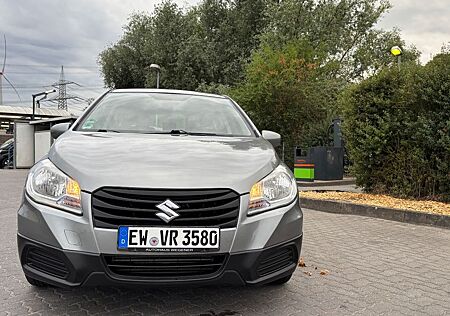 Suzuki SX4 S-Cross (SX4) S-Cross 1.6 DDiS Club 2WD Club