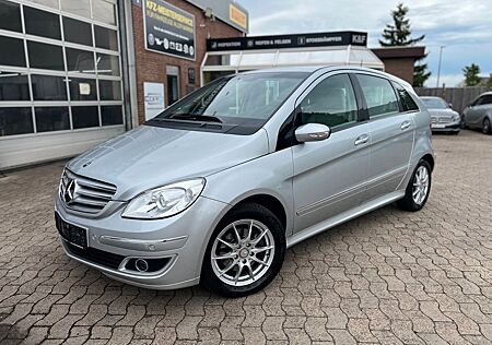 Mercedes-Benz B 200 B -Klasse 1HAND SZH PDC SCHECKHEFT