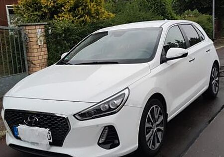 Hyundai i30 1.4 T-GDI Premium DCT Premium