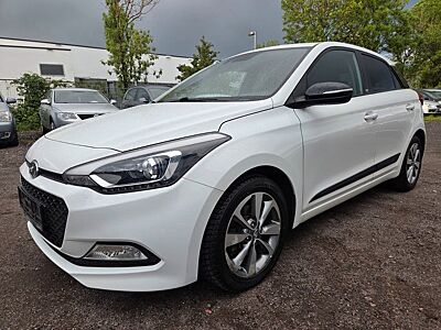 Hyundai i20 Style Black Line Euro 6 Tüv Neue 1 Hand